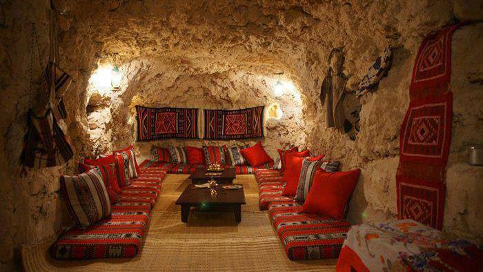 Sefrou and Bhalil Day Trip from Fes